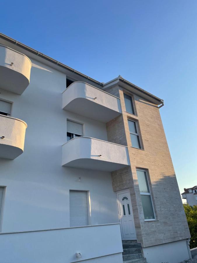 Apartments Toma Kaštela Eksteriør bilde